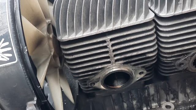 Чистка цилиндров на ЯМАХА ВИКИНГ смотреть онлайн