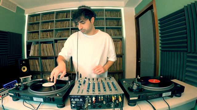 HOUSE & DEEP vinyl mix смотреть онлайн