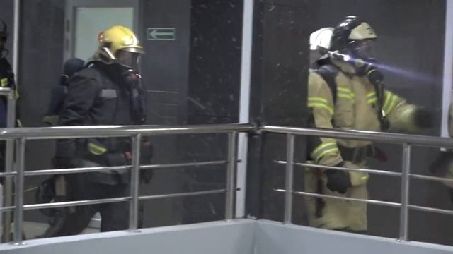 В крупном торговом центре Вологды прошли пожарно-тактические учения смотреть онлайн