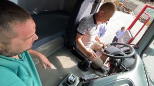 Мастер-класс как правильно переключать передачи на самосвале HOWO HW76