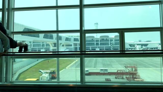 Аэропорт Куала Лумпур | Треню где хочу смотреть онлайн