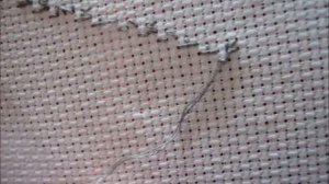 ЗАКРЕПЛЕНИЕ НИТИ ПРИ ВЫШИВКЕ КРЕСТИКОМ / 2 СПОСОБА / ДЛЯ НАЧИНАЮЩИХ И НЕ ТОЛЬКО