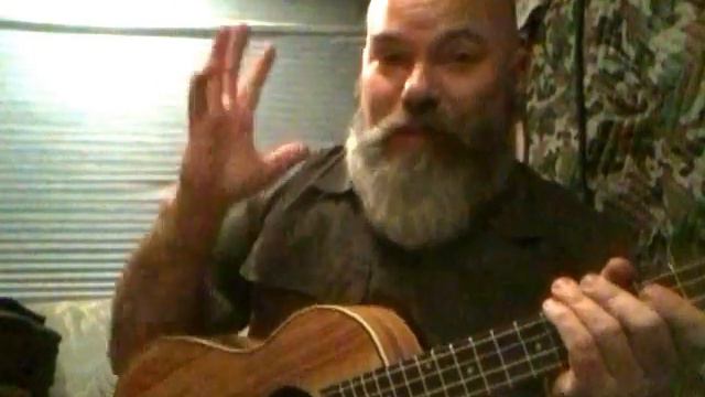 Caramel CB103 Baritone Ukulele Review смотреть онлайн