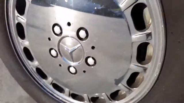 1990 Mercedes Benz 560SEC смотреть онлайн