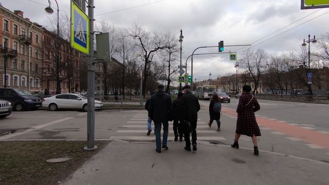 Saint Petersburg - Walking Bol'shoy Prospekt Vasil'yevskogo Ostrova - Russia / Санкт - Петербург смотреть онлайн