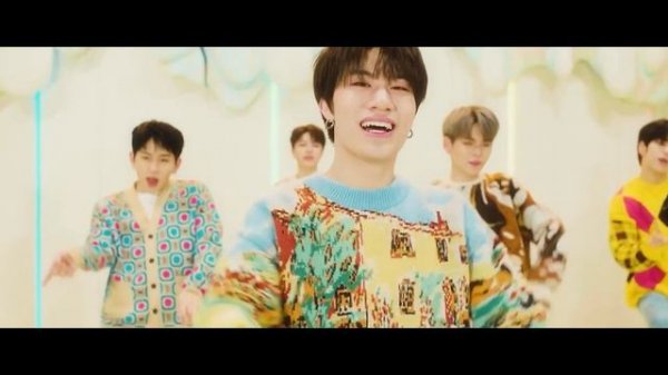 MY TREASURE IS ME! | TREASURE FT. TAYLOR SWIFT & BRENDON URIE