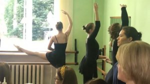 Вступительный экзамен в хореографический колледж ( экзерсис у станка по классике)