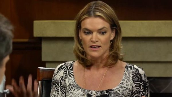 Constance Zimmer & Missi Pyle On ‘The Mother Load’ Podcast, Mom Shaming, & Helicopter Parenting