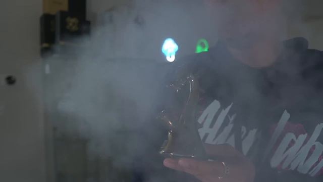 BLINKERS OUT THE B0NG смотреть онлайн