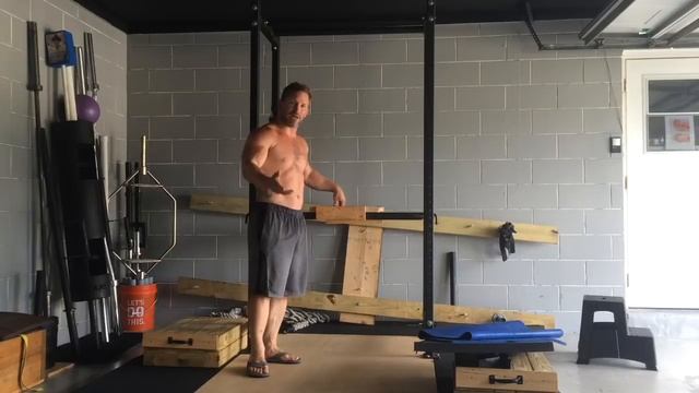 Homemade Reverse Hyper/ Back Extension/ GHR for смотреть онлайн