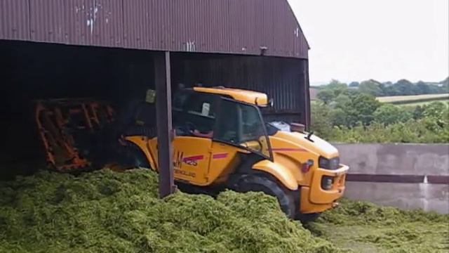 Silage Harvesting NI June 2009 смотреть онлайн