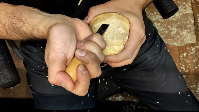 Драконья кукса. Резьба по дереву на заказ. Орнамент. Woodcarving Kuksa Dragon. Braided Ornament