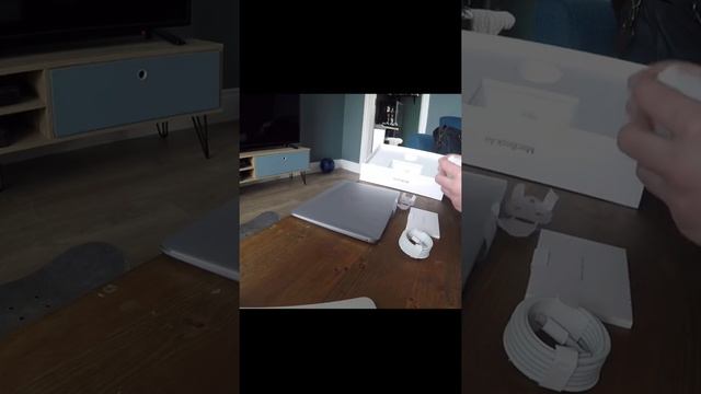 Unboxing of MacBook Air 13” 512GB M1 Chip 2022 смотреть онлайн