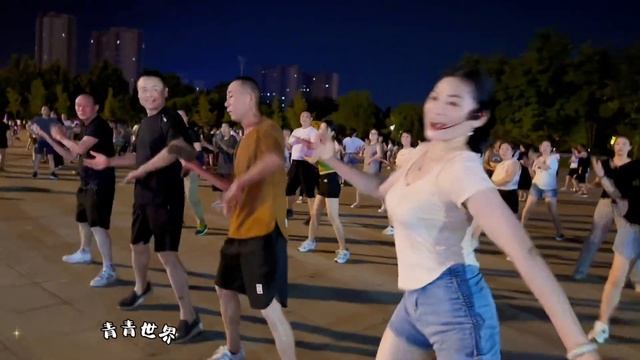 Танцевальный мир Цинцин смотреть онлайн