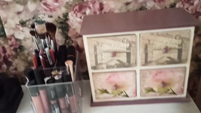 МОЯ ЛЮБИМАЯ ХРУЩЕВКА| Декупаж и Спальня смотреть онлайн