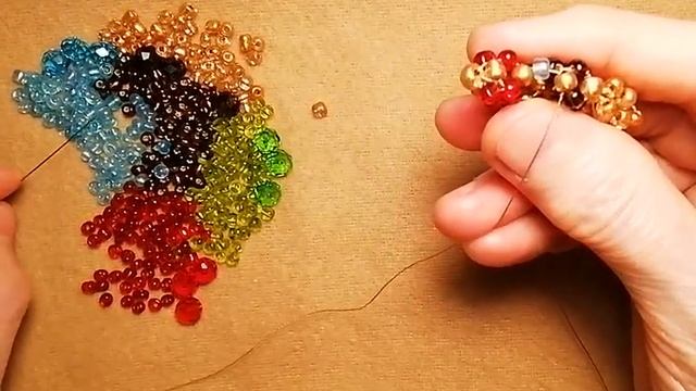 Кулон из бисера (разноцветный) #handmadejewelry #beads #biser #бисероплетение #jewerlly #handmade смотреть онлайн