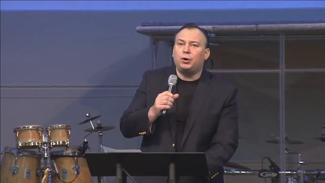 Алексей Ананенко - Лисятя которые портят виноградники - 02-02-2014 смотреть онлайн
