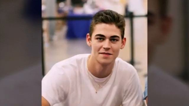 Hero Fiennes Tiffin 😍😍😘