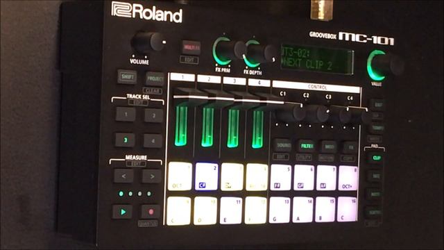 Roland MC-101 (synth jam 2019 #28) смотреть онлайн