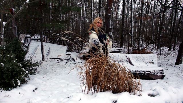 Лариса Французова. Стихотворение "ЛАРИСА (белый платок)". смотреть онлайн
