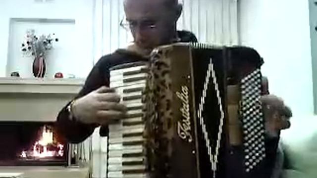 La cucaracha accordion смотреть онлайн