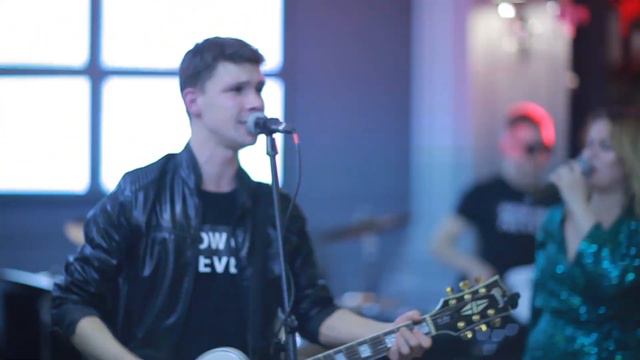 Паренек нереально спел на Свадьбе - До скорой встречи