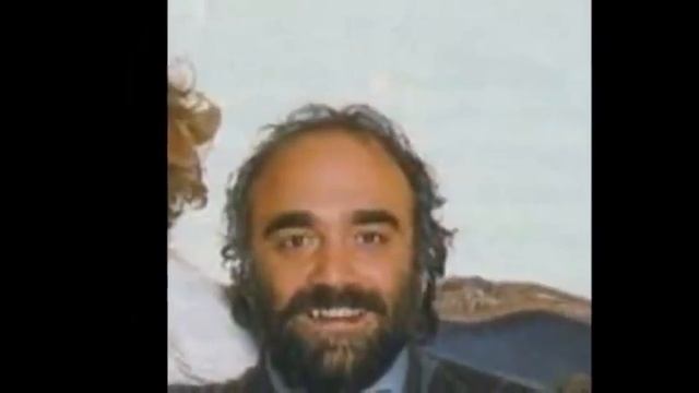 VÍDEOS E FOTOS DE DEMIS ROUSSOS смотреть онлайн