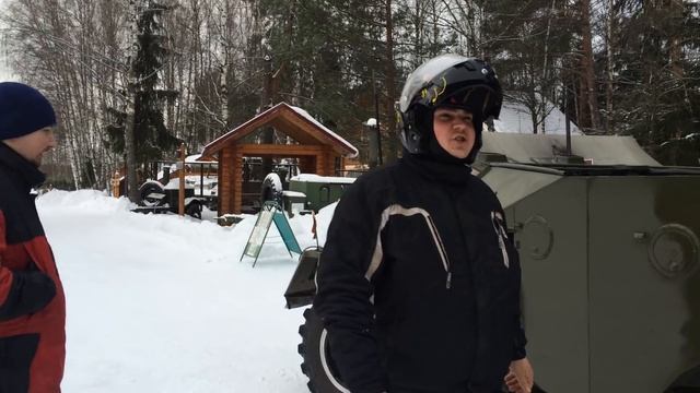 Квадроциклы зимой. Поездка в музей военной техники смотреть онлайн