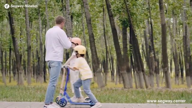 ¡La KickScooter Zing E8 es sinónimo de diversión al aire libre para tus hijos! смотреть онлайн