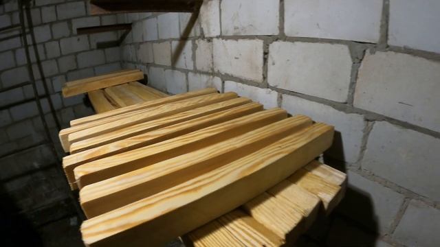 Делаем стеллаж в погребе. Жизнь семьи в селе. Купили новый большой дом. смотреть онлайн