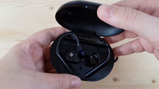 KZ E10: могли бы быть шикарные беспроводные наушники смотреть онлайн