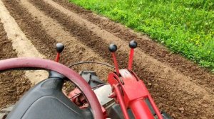 ЕЖИ ПРОПОЛЬНИКИ к мотоблоку в работе