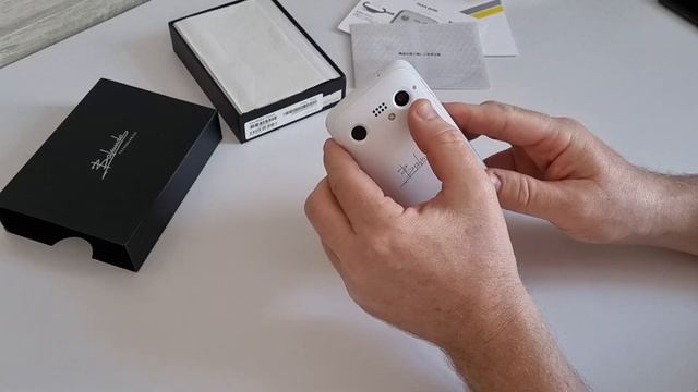 Я - ПЕРВООТКРЫВАТЕЛЬ: ОБЗОР BALMUDA Phone смотреть онлайн
