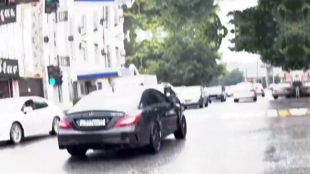 Ахмед жестко жарит свой CLS 6,3 amg на боевой прошивки по городу ? смотреть онлайн