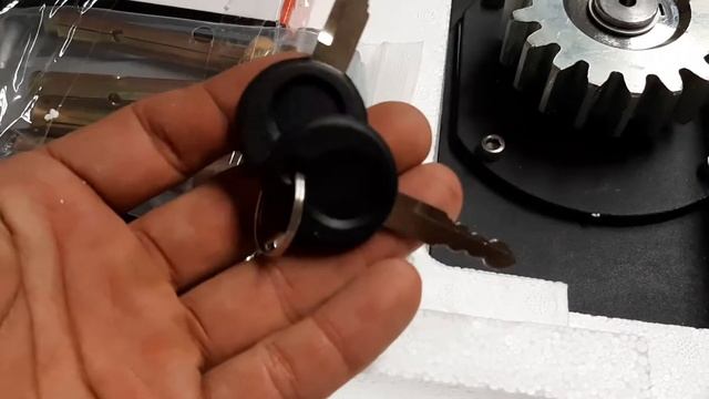 Unboxing Sliding Gate Operator смотреть онлайн