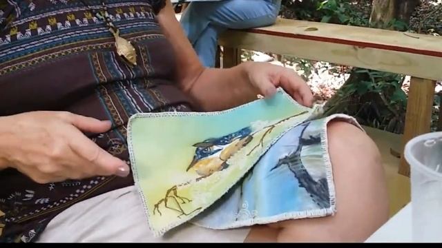 Painting in the Palmas del Mar Pterocarpus Forest смотреть онлайн