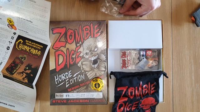 Zombie Dice Horde Edition, Double Feature, School bus Зомби кубики Распаковка Unboxing смотреть онлайн