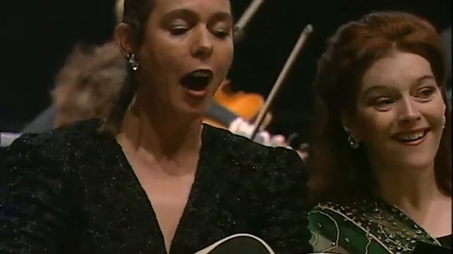 Pergolesi / Stabat Mater / Israel Camerata Jerusalem