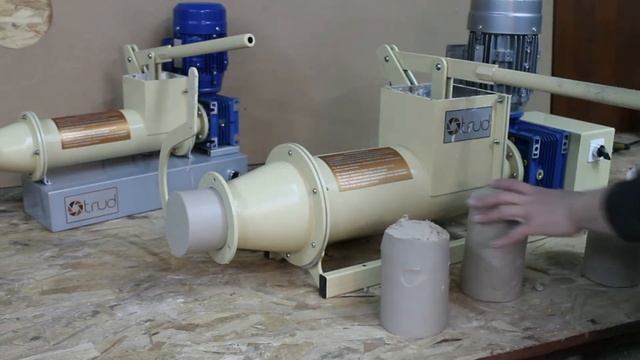 Экструдер для глины ЭМ2. Для качественного переминания глин. смотреть онлайн