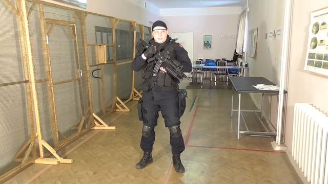 [Учебка. Индивидуальная подготовка] Смена рук и плеч при стрельбе. смотреть онлайн