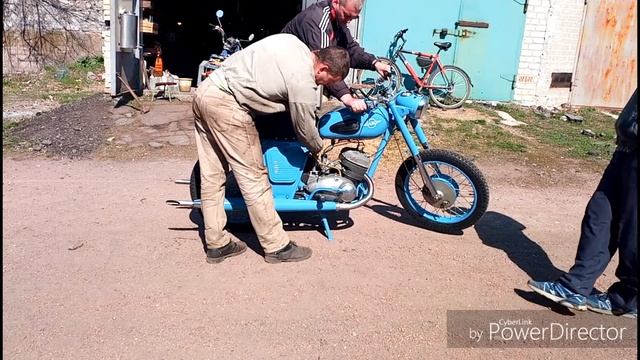 ИЖ Ю2 1967 г.в. ч.11. Первый выезд! смотреть онлайн