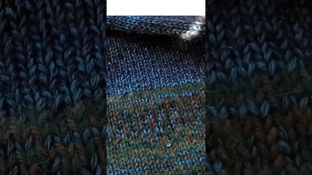 Двойная шапка спицами Как связать,обзор для новичков смотреть онлайн