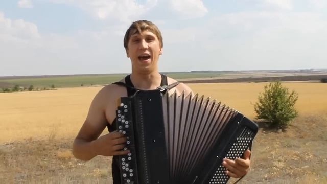 Деревенский Баянист классно поёт! Accordion folk music. смотреть онлайн