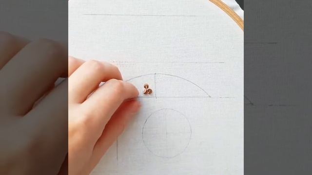 Мастер -класс Вышивка пайетками. 7 СПОСОБ. смотреть онлайн