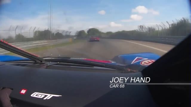 Le Mans 2016: Ford #68 chases & passes Ferrari #82 for lead (onboard) смотреть онлайн