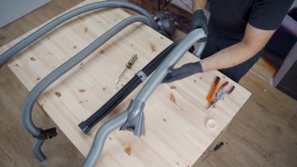 How To Change The Hose On Your Dyson DC08 | Dyson Hose Replacement