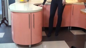 Радиусная кухня из крашенного МДФ
