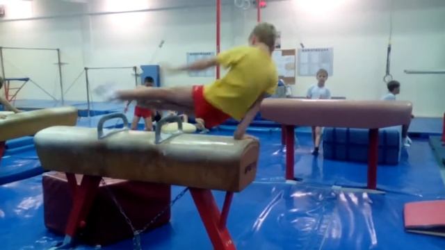 Владимир - комбинация на коне смотреть онлайн