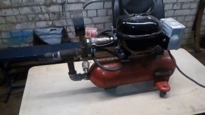 Компрессор из холодильника и огнетушителя