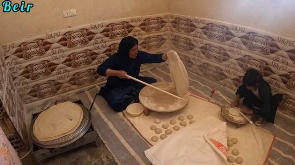 Traveling Warrior:Nomadic Grandmother's Journey in Work and Heroic Standing Against Betrayal